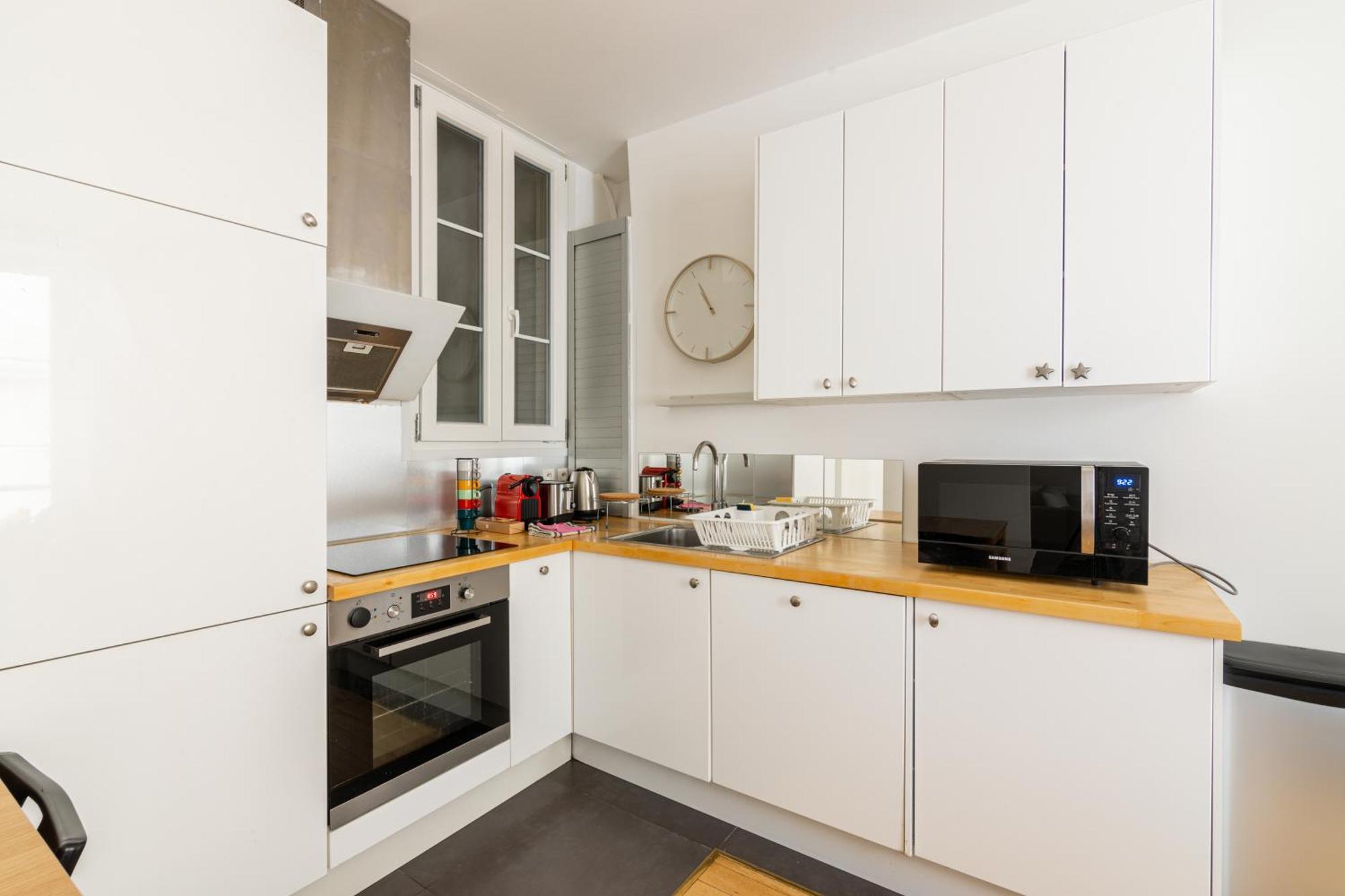 Luxurious 1 Bedroom Republique Vinaigriers Free Netflix Parijs Buitenkant foto