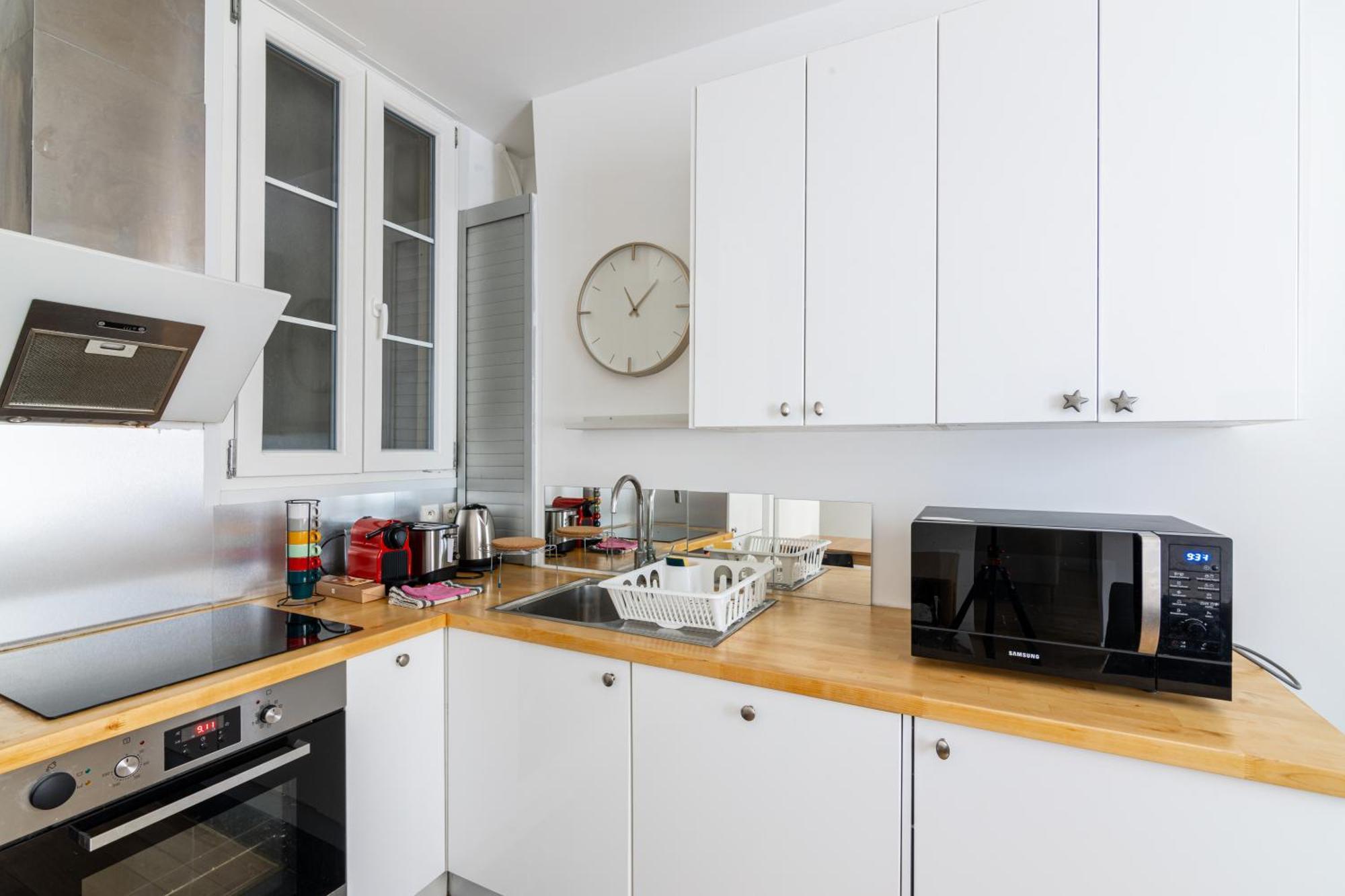 Luxurious 1 Bedroom Republique Vinaigriers Free Netflix Parijs Buitenkant foto